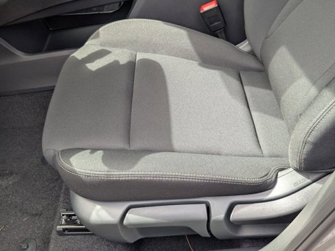 New 2026 Nissan Rogue S image 4
