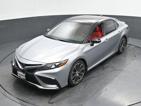 Used 2024 Toyota Camry XSE image 41