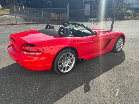 Used 2003 Dodge Viper SRT-10 image 9