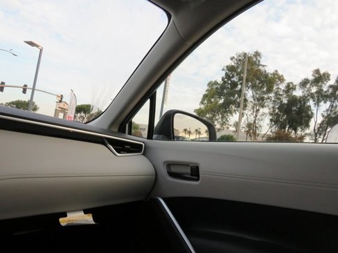 New 2025 Toyota Corolla Cross L image 30