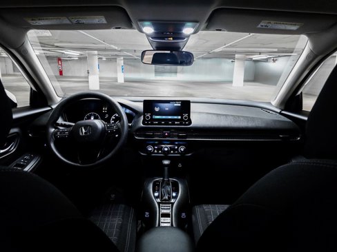 Certified 2023 Honda HR-V LX image 3