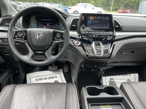 Used 2023 Honda Odyssey Elite image 16