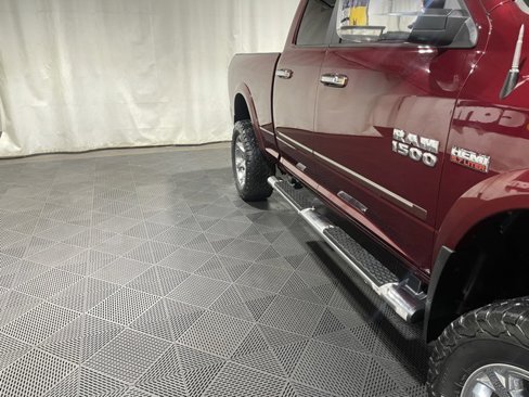 Used 2017 RAM 1500 Laramie image 28
