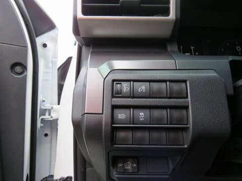 New 2025 Toyota Tacoma SR5 image 37