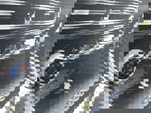 New 2026 Chevrolet Traverse LT w/ Sun and Wheel Package image 11