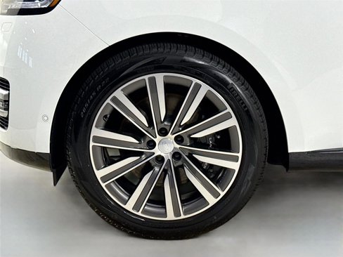 Used 2025 Land Rover Range Rover Autobiography image 37