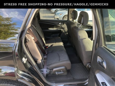 Used 2017 Dodge Journey SE w/ Flexible Seating Group image 30