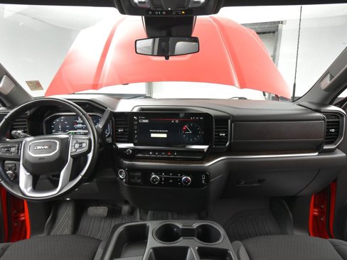 Used 2024 GMC Sierra 2500 SLE image 23