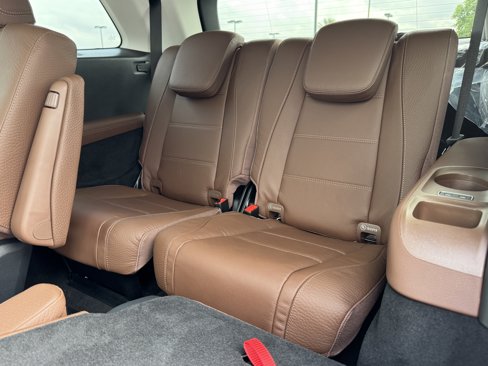 New 2026 Mercedes-Benz GLS 450 4MATIC image 31