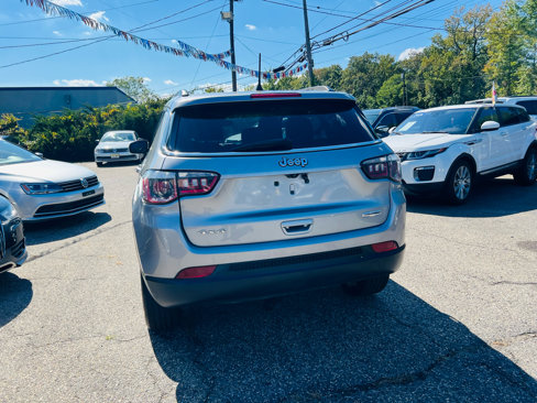 Used 2019 Jeep Compass Latitude w/ Popular Equipment Group image 4