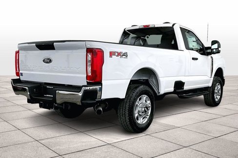 New 2026 Ford F350 XLT w/ FX4 Off-Road Package image 11