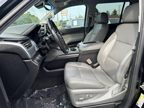 Used 2019 Chevrolet Suburban LT image 20