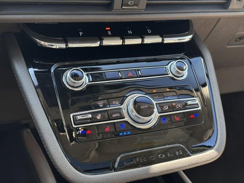 Certified 2022 Lincoln Corsair AWD w/ Premium Package image 31