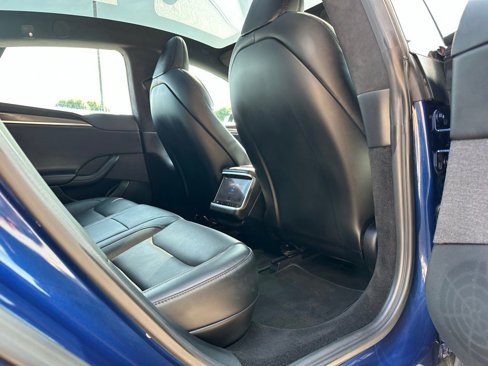 Used 2023 Tesla Model S Plaid image 34