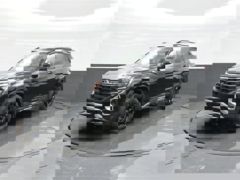 New 2025 Volkswagen Atlas Peak Edition SE image 3