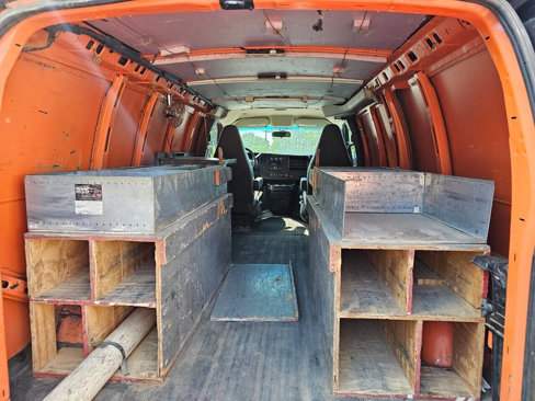 Used 2017 Chevrolet Express 2500 image 23