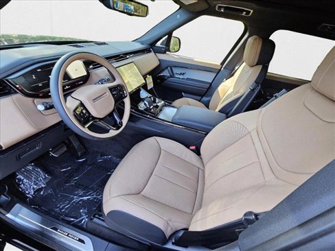 New 2025 Land Rover Range Rover Sport Dynamic SE image 3