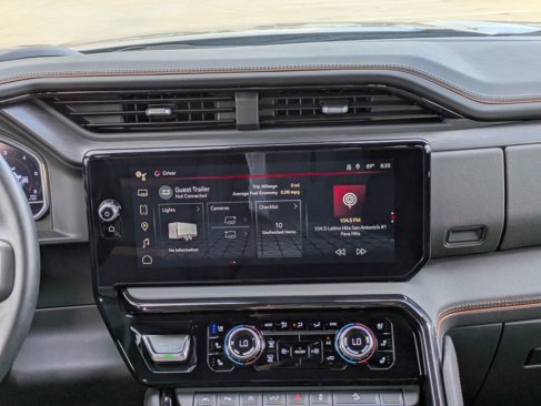 Used 2024 GMC Sierra 1500 AT4 w/ Technology Package image 16