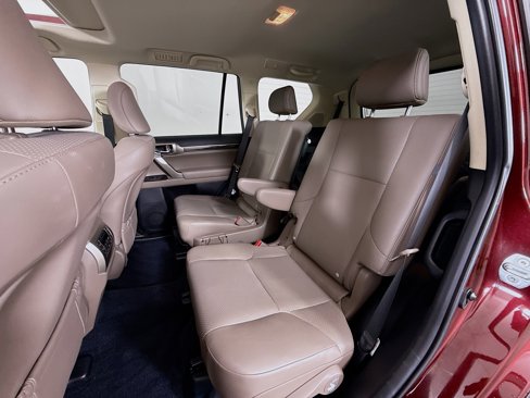 Certified 2021 Lexus GX 460 Luxury w/ Sport Design Package image 23