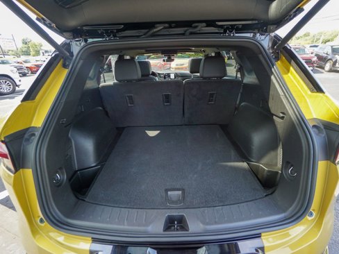 Used 2022 Chevrolet Blazer RS w/ Enhanced Convenience Package image 40