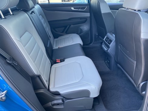 New 2026 Volkswagen Atlas Cross Sport SEL R-Line image 25