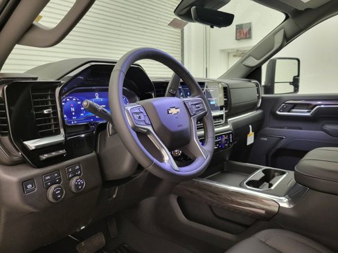 New 2025 Chevrolet Silverado 3500 LTZ w/ LTZ Premium Package image 38