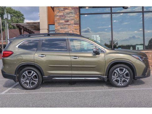 Used 2023 Subaru Ascent Touring image 2