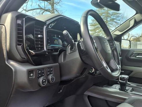 Used 2023 Chevrolet Silverado 1500 ZR2 image 17