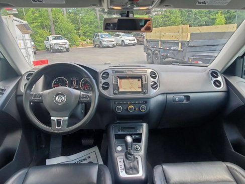 Used 2017 Volkswagen Tiguan Sport image 14