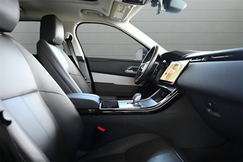 Used 2024 Land Rover Range Rover Velar S image 30