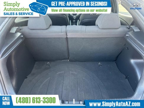 Used 2015 Hyundai Veloster image 13