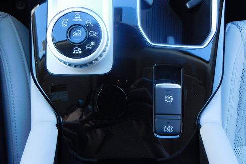 New 2025 Mitsubishi Outlander AWD image 23