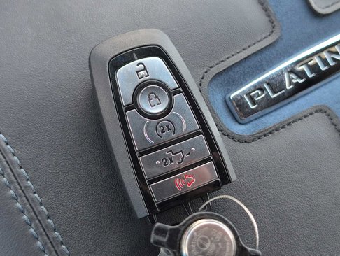 New 2025 Ford F150 Platinum image 26