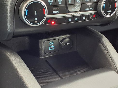Used 2023 Ford Escape Active image 14