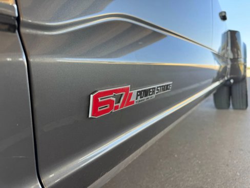 Used 2024 Ford F350 Lariat w/ Lariat Ultimate Package image 10