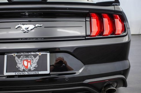 Used 2018 Ford Mustang Premium w/ Ecoboost Performance Package image 35
