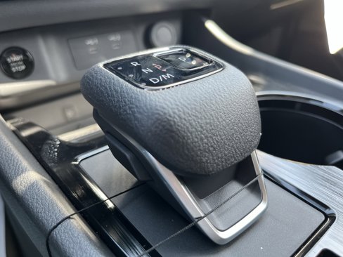 New 2025 Nissan Rogue SL w/ SL Premium Package image 24
