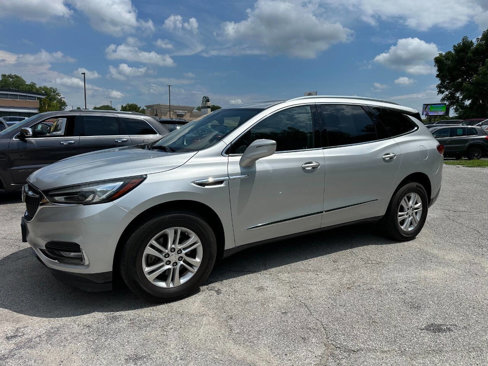 Used 2019 Buick Enclave Essence image 3