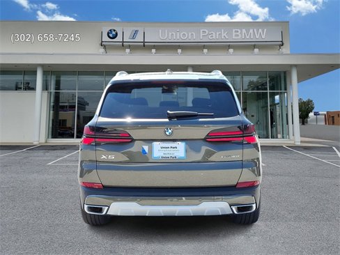 Used 2026 BMW X5 xDrive40i w/ Parking Assistance Package image 5