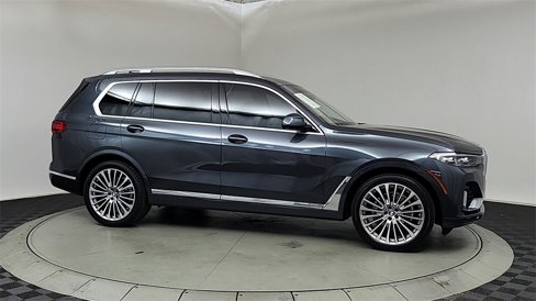 Used 2022 BMW X7 xDrive40i w/ Parking Assistance Package image 8