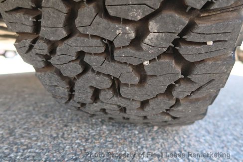 Used 2024 Tesla Cybertruck AWD Crew Cab image 63