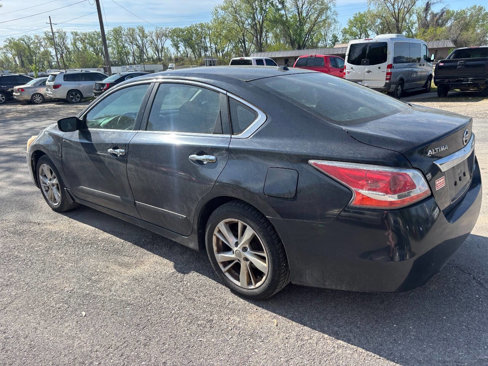 Used 2013 Nissan Altima 2.5 SV image 10