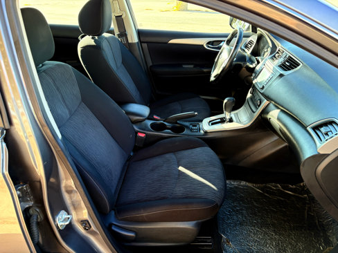 Used 2015 Nissan Sentra SV w/ Navigation Package image 11