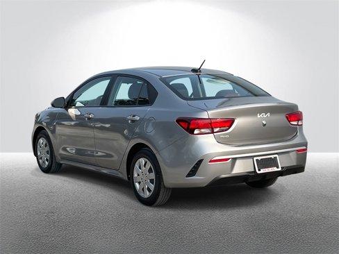 Used 2023 Kia Rio S image 4