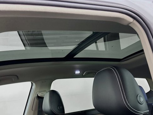 New 2025 Volkswagen Atlas SEL image 20