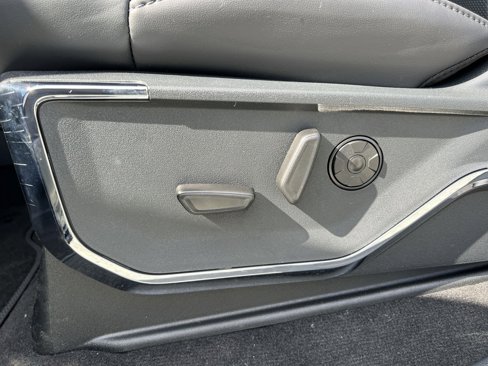 New 2026 Ford F250 Platinum image 14