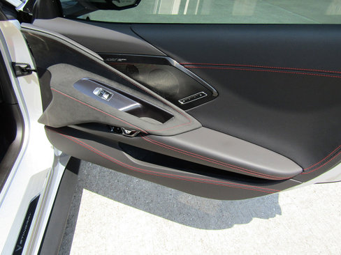 Used 2023 Chevrolet Corvette Stingray Premium Cpe w/ Z51 Performance Package image 14