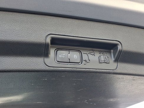 Used 2020 Ford Explorer ST w/ ST Street Pack image 33