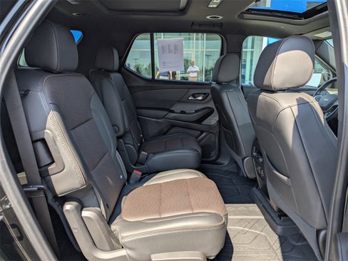 Certified 2023 Chevrolet Traverse High Country w/ LPO, Floor Liner Package image 43