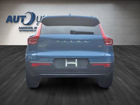 Used 2023 Volvo XC40 B5 Plus w/ Driver Assist Package image 5